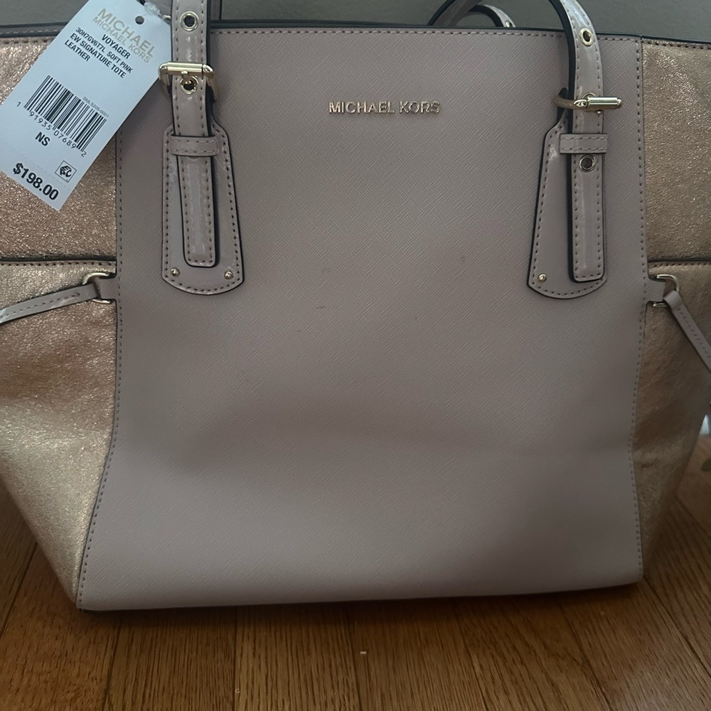 Michael Kors Voyager signature tote bag in soft pink NWT